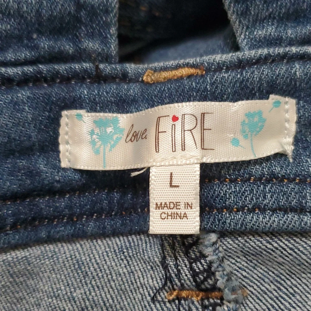 Denim Overalls W/ Rose Gold Hardware. - Picture 9 of 10